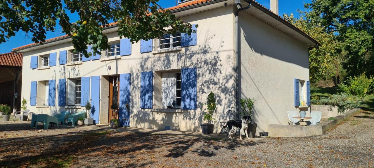 לינה וארוחת בוקר Saint-Sylvestre-sur-Lot Le Coq En Repos מראה חיצוני תמונה