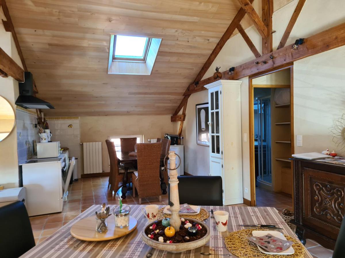 לינה וארוחת בוקר Saint-Sylvestre-sur-Lot Le Coq En Repos מראה חיצוני תמונה